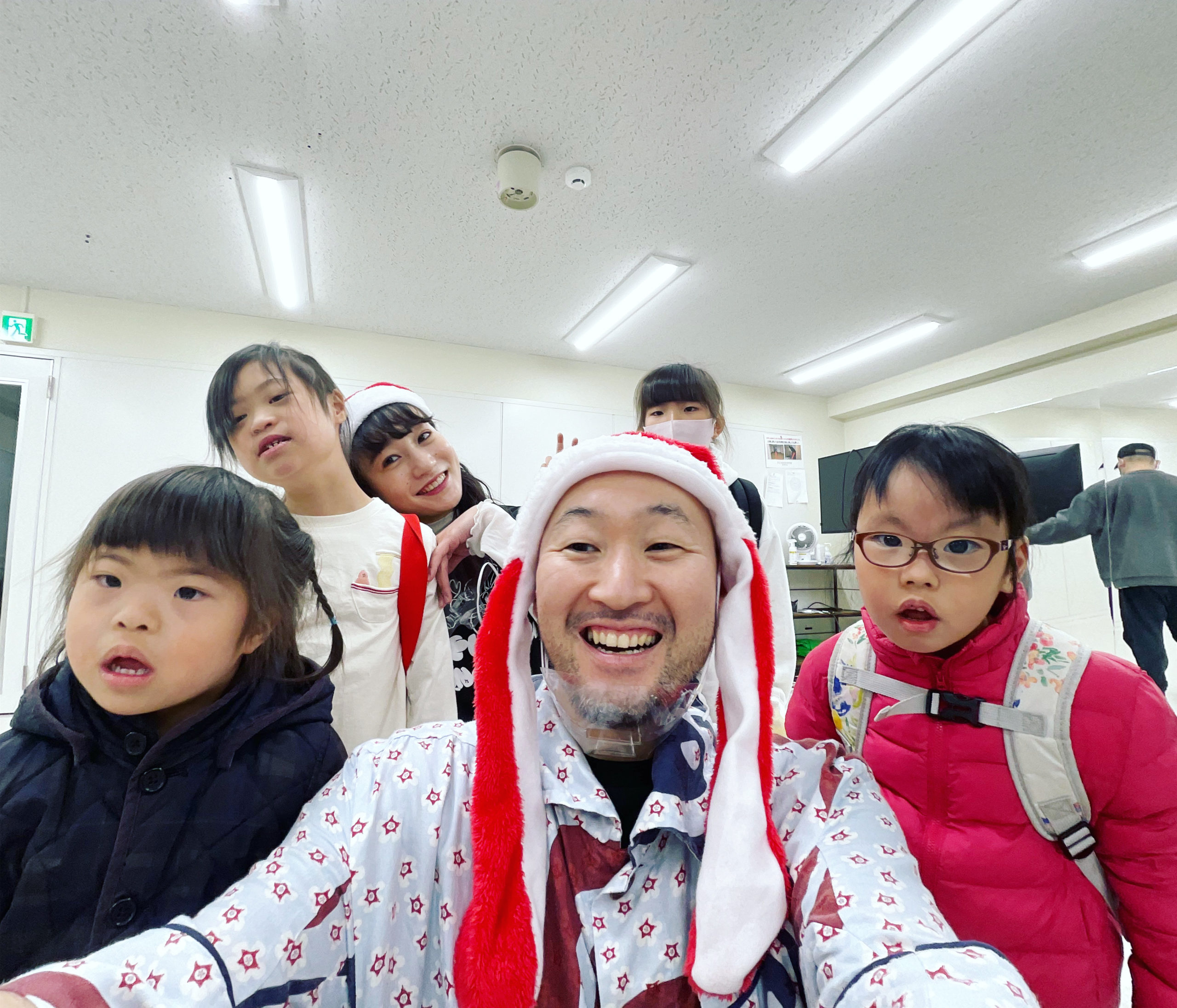 障がい児・ダウン症のためのダンスレッスン：サニーフラワーダンス