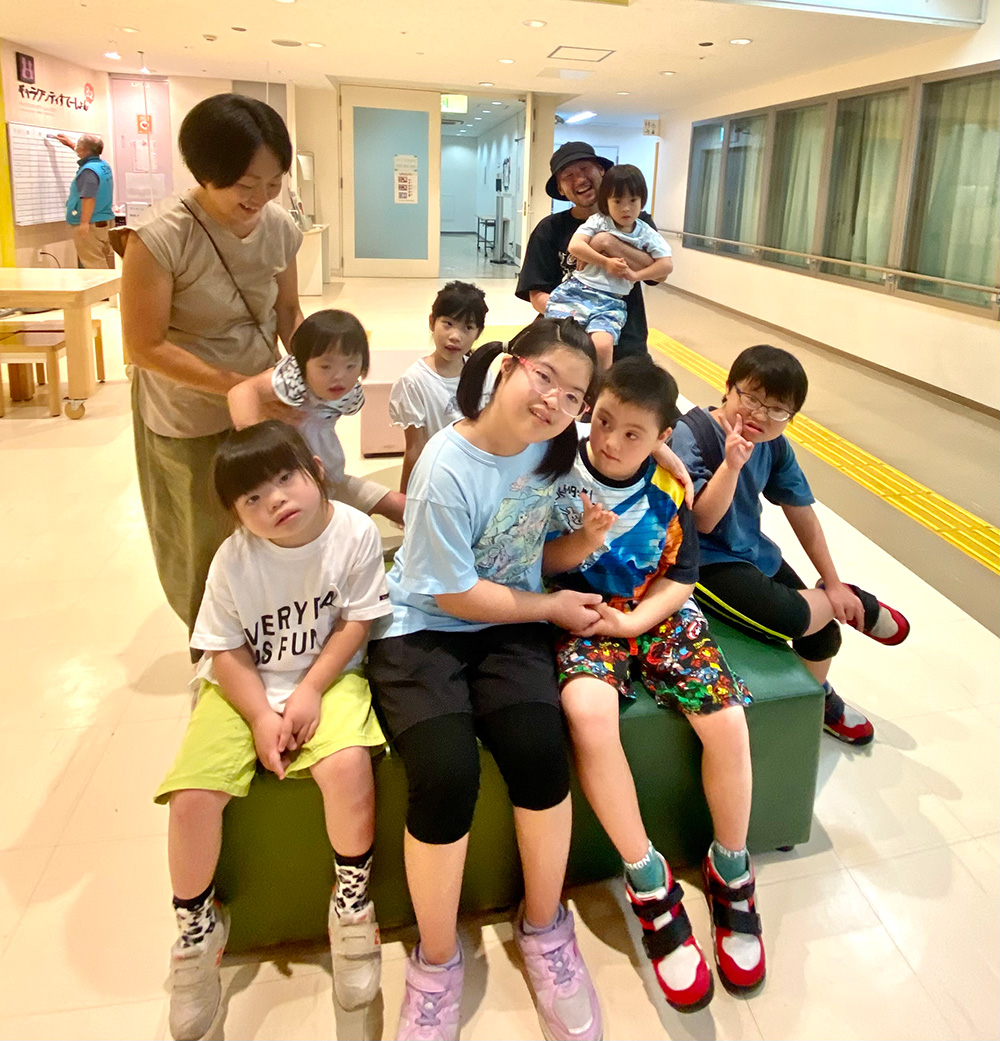 障がい児・ダウン症のためのダンスレッスン：サニーフラワーダンス