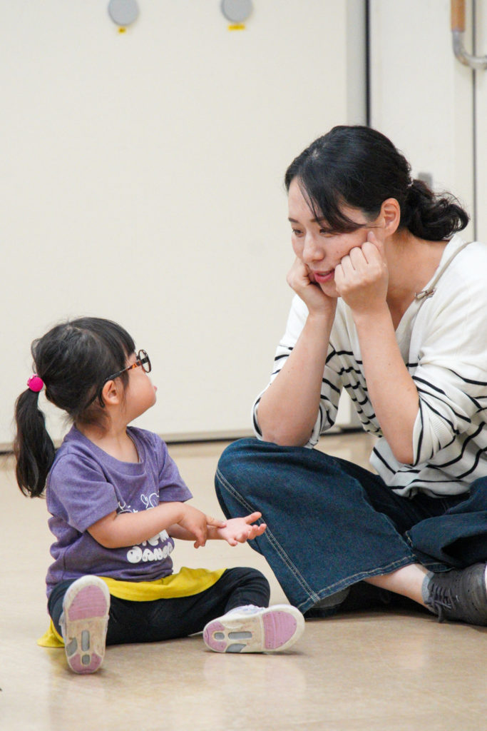 障がい児・ダウン症のためのダンスレッスン：サニーフラワーダンス