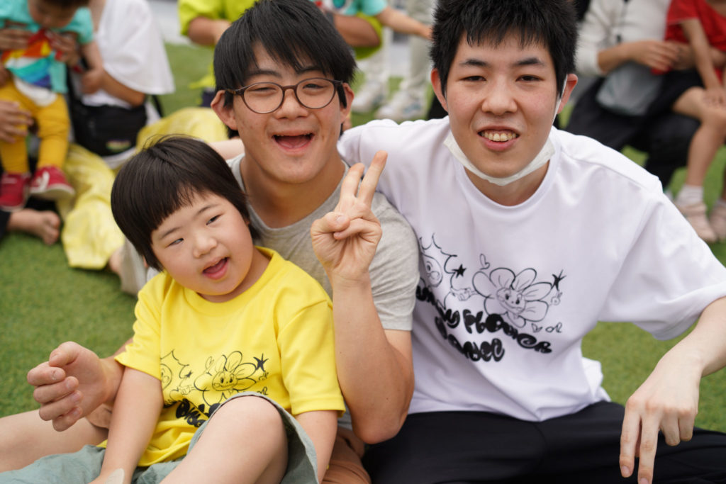 障がい児・ダウン症のためのダンスレッスン：サニーフラワーダンス
