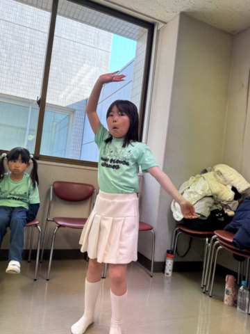 ダウン症・障がい児ダンス：サニーフラワーダンス