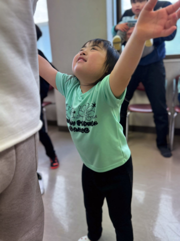 ダウン症・障がい児ダンス：サニーフラワーダンス