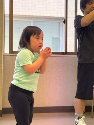 ダウン症・障がい児ダンス：サニーフラワーダンス