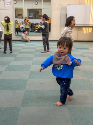 ダウン症・障がい児ダンス：サニーフラワーダンス