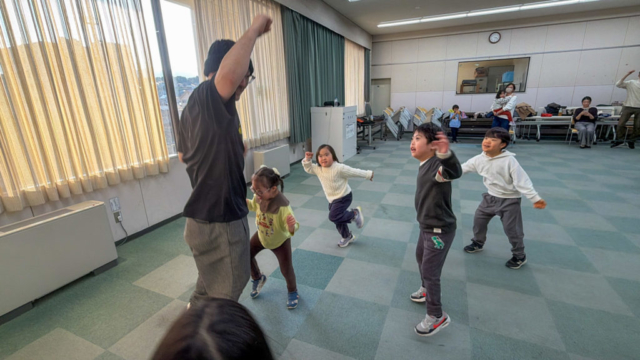 ダウン症・障がい児ダンス：サニーフラワーダンス