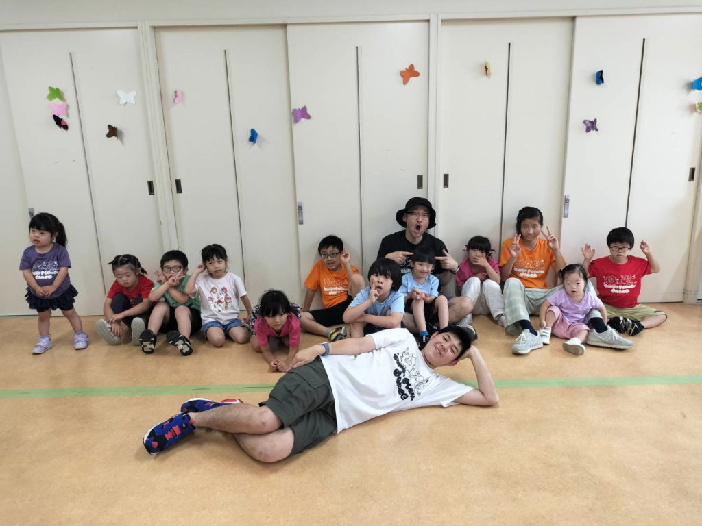 ダウン症・障がい児ダンス：サニーフラワーダンス